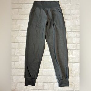 ZYIA Woman’s Gray Joggers